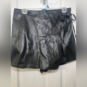 Abercrombie tie wrap leather skort